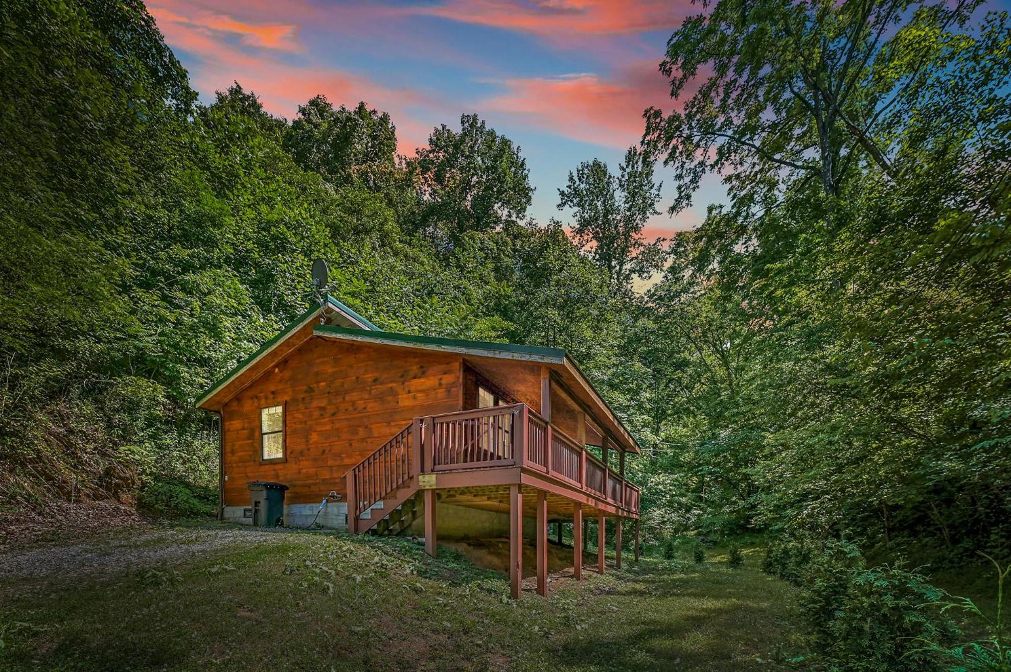 Smoky Mountains Hut Tub Cabin Dog Friendly เซอเวียร์วีล ภายนอก รูปภาพ